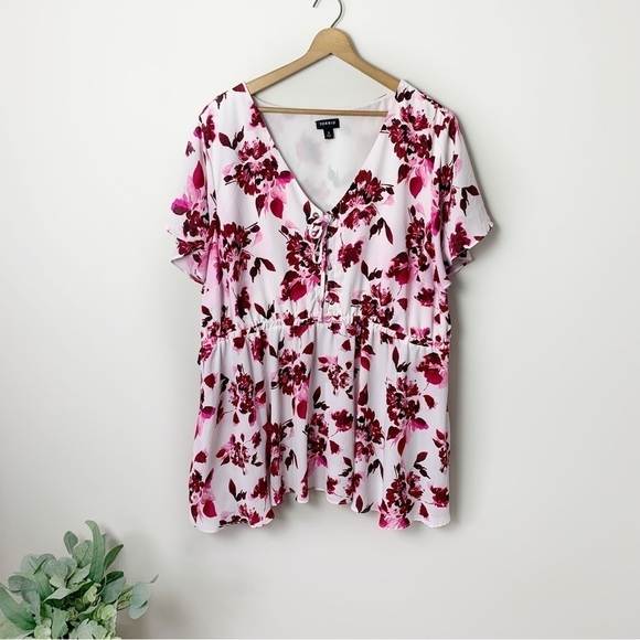 [Torrid] Women's White & Pink Floral Print Short Sleeve Plus Size Top - Picture 1 of 8